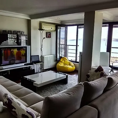 Awesome With Sea Veiw In Istanbul * Büyükçekmece